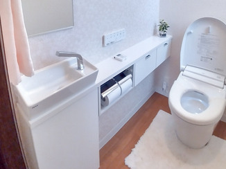 トイレリフォーム 収納スペースが増えて使いやすくなったトイレ