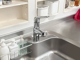 小工事 使用感を変えずにリフレッシュしたキッチン・洗面水栓